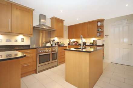 Grove Road, Tring, Image 13