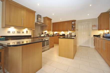 Grove Road, Tring, Image 3