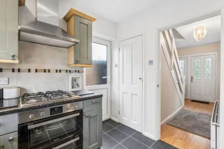Aston Clinton, Image 10