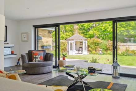 Mortimer Hill, Tring, Image 13