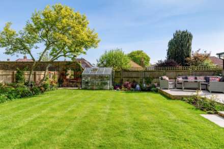 Mortimer Hill, Tring, Image 28