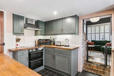 Church Road, Ivinghoe, Image 14
