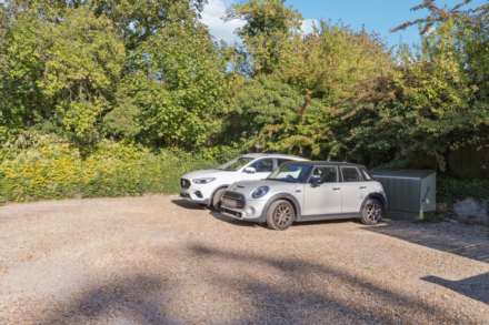 Church Road, Ivinghoe, Image 28