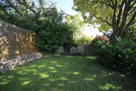 Church Road, Ivinghoe, Image 30