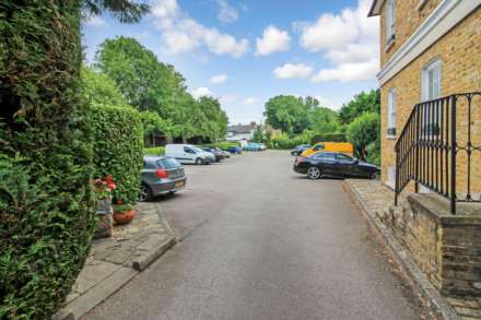 Posting House, Tring, Image 13