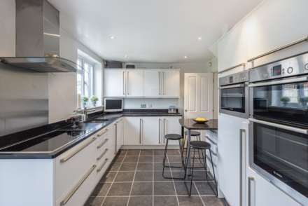 Goodwins Mead, Cheddington, Image 12