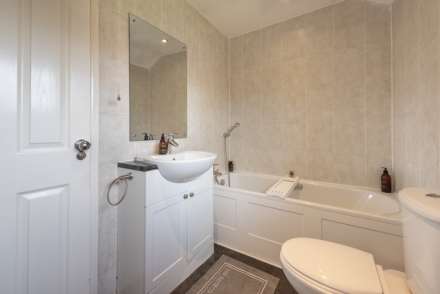 Goodwins Mead, Cheddington, Image 22