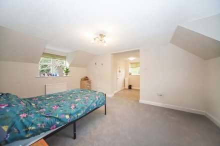 Dunsley Place, Tring, Image 5