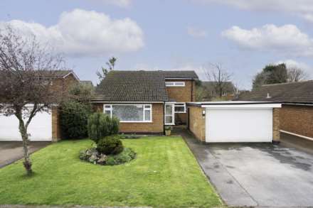 Irvine Drive, Stoke Mandeville, Image 1