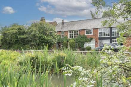3 Bedroom Conversion, The Green, Wingrave