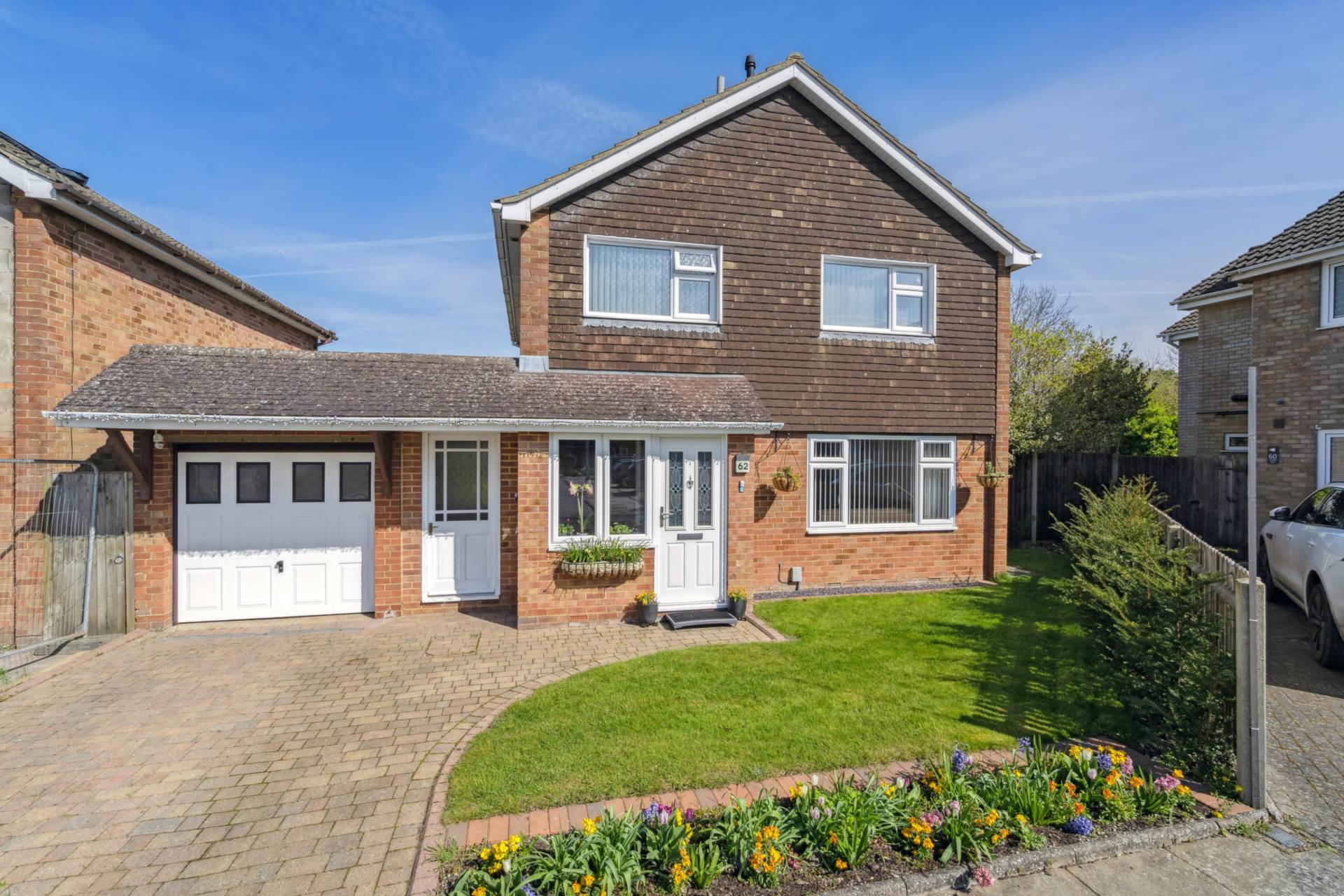 Coombe Drive, Dunstable, Image 1