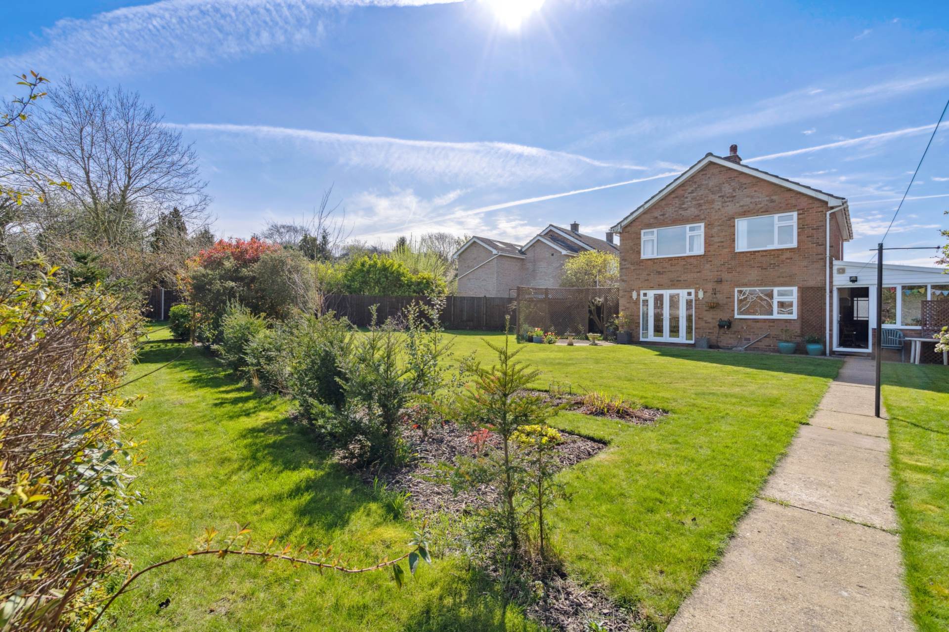 Coombe Drive, Dunstable, Image 20