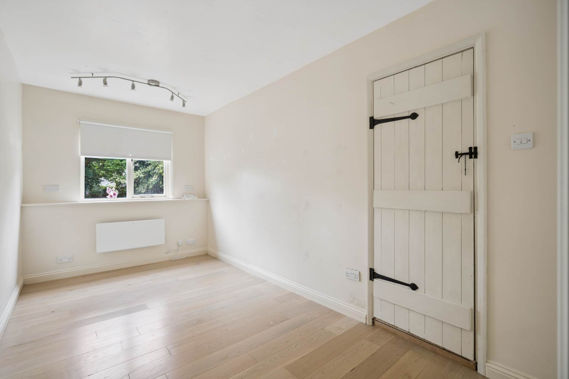 Essex Yard, Wingrave, Image 25