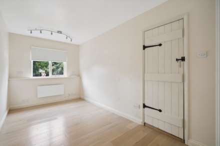 Essex Yard, Wingrave, Image 25