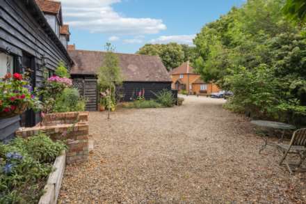 Essex Yard, Wingrave, Image 27