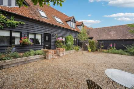 Essex Yard, Wingrave, Image 28