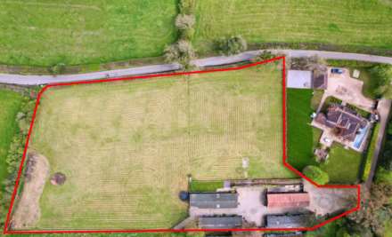Aldbury - perfectly placed building plot, Image 5