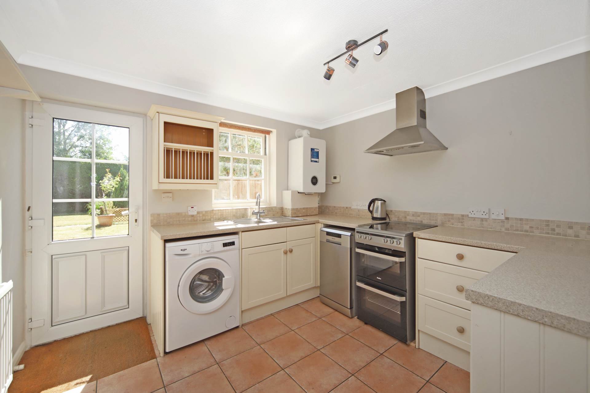 Burnhams Field, Weston Turville, Image 3