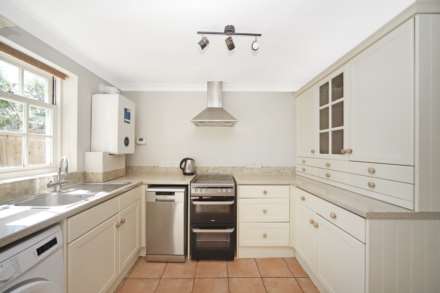 Burnhams Field, Weston Turville, Image 4