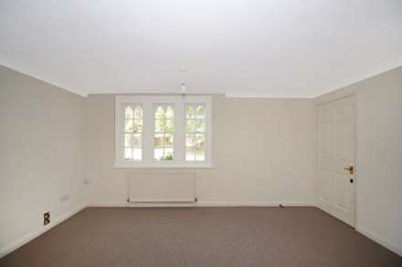 Burnhams Field, Weston Turville, Image 6