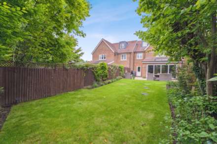 Grove Road, Tring, Image 17