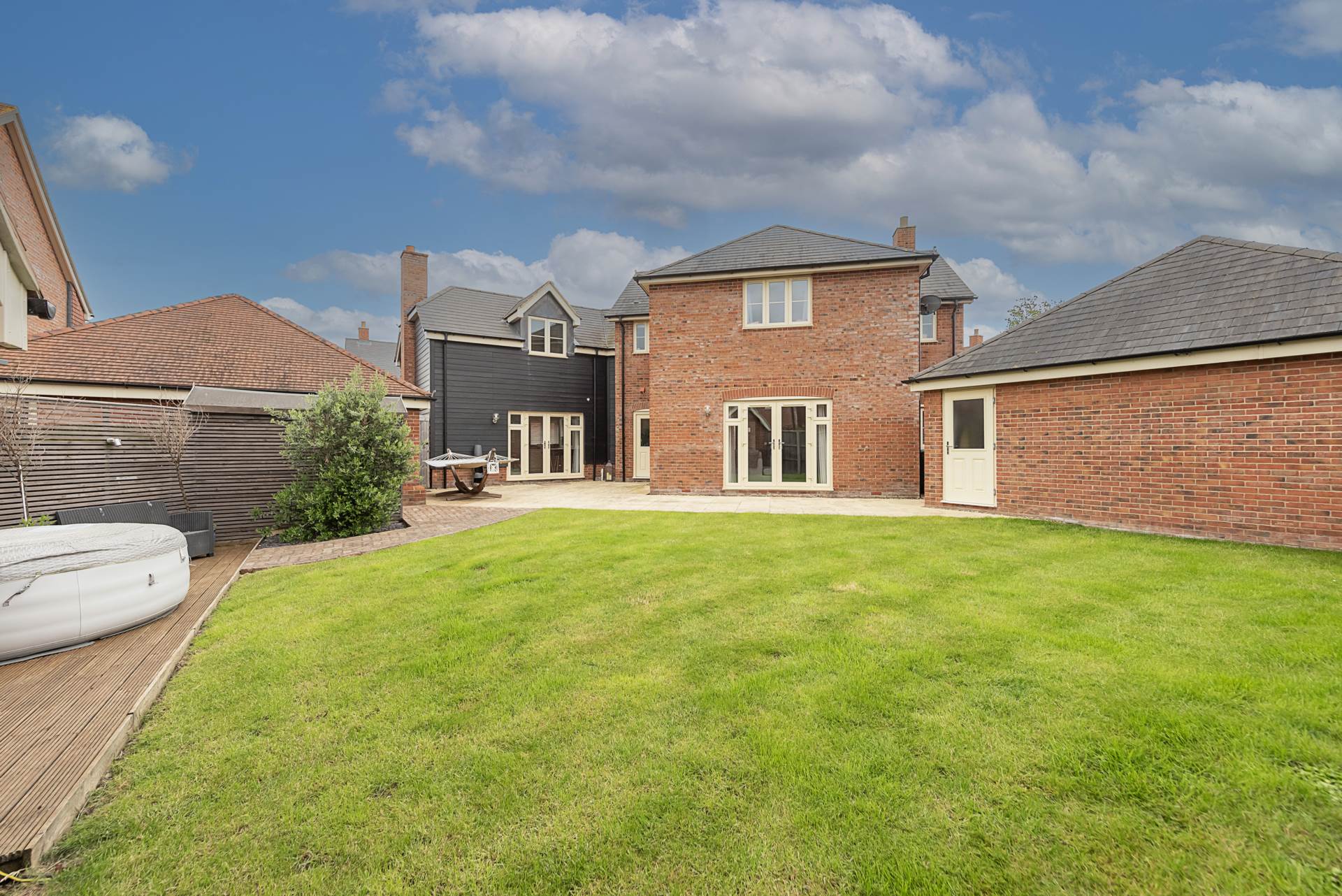 Chapel Drive, Aston Clinton, Image 41