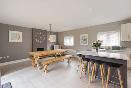 Chapel Drive, Aston Clinton, Image 13