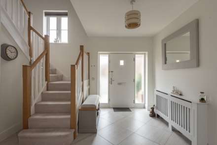 Chapel Drive, Aston Clinton, Image 2