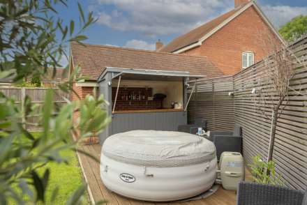 Chapel Drive, Aston Clinton, Image 40