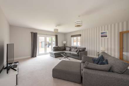 Chapel Drive, Aston Clinton, Image 6
