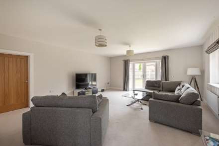 Chapel Drive, Aston Clinton, Image 7