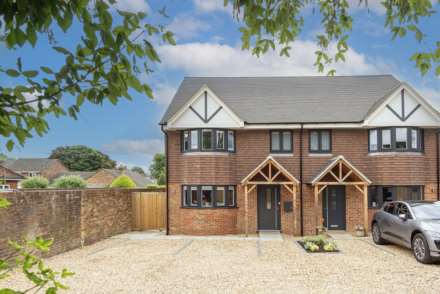 Icknield Way, Tring, Image 1