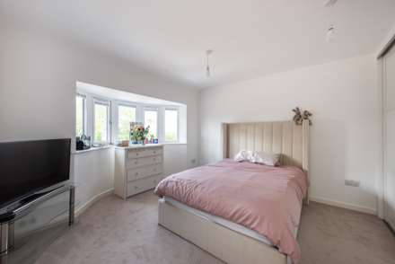 Icknield Way, Tring, Image 13