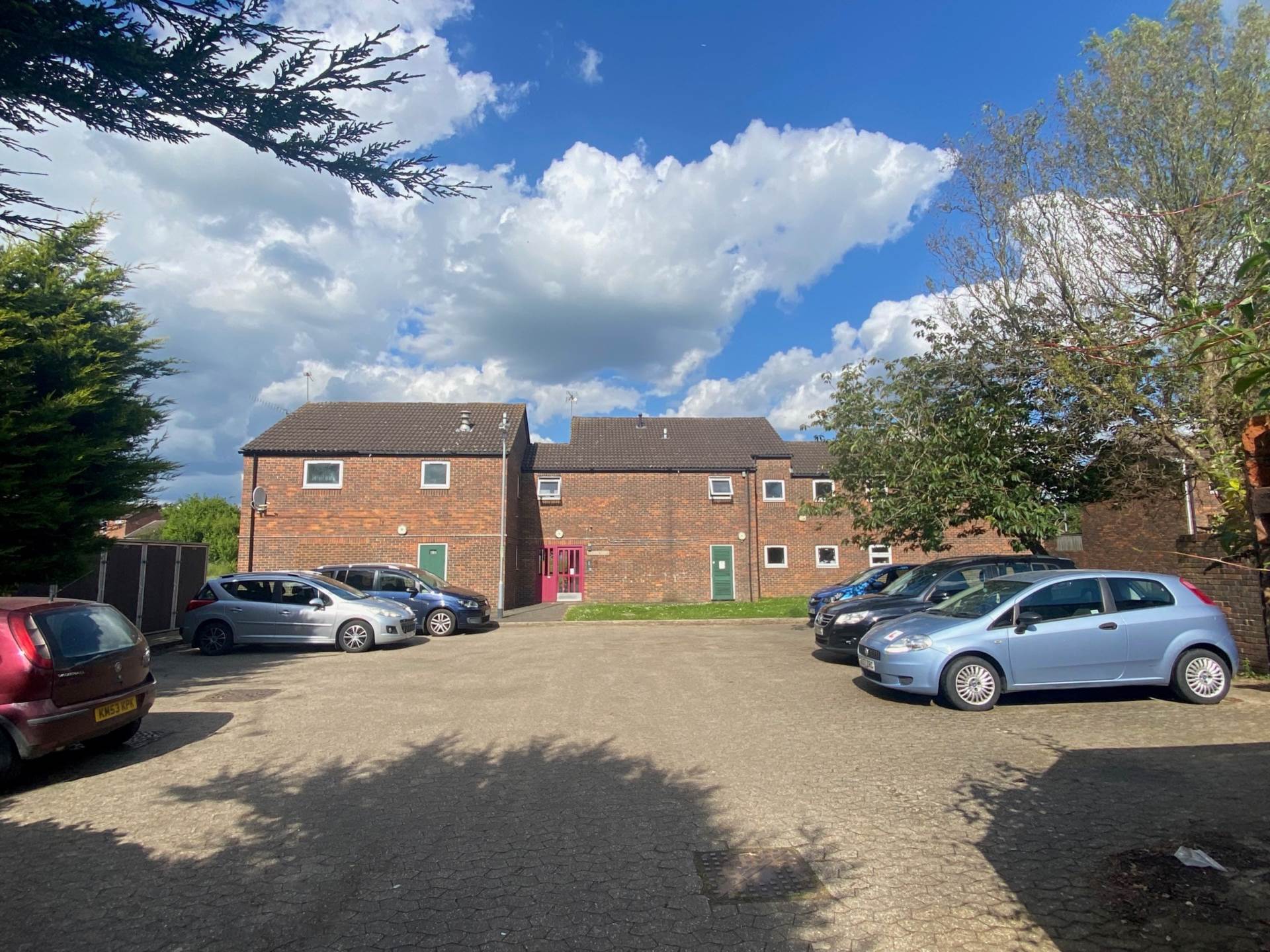 Drivers Court, Leighton Buzzard, Image 9