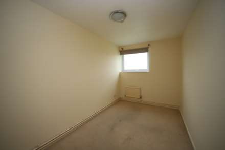 Drivers Court, Leighton Buzzard, Image 4