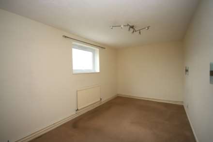Drivers Court, Leighton Buzzard, Image 5