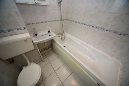 Drivers Court, Leighton Buzzard, Image 7