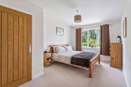 Grove Road, Tring, Image 10