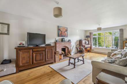 Grove Road, Tring, Image 3