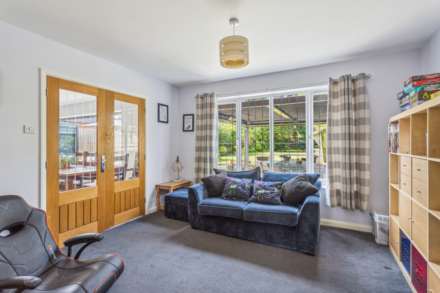 Grove Road, Tring, Image 4