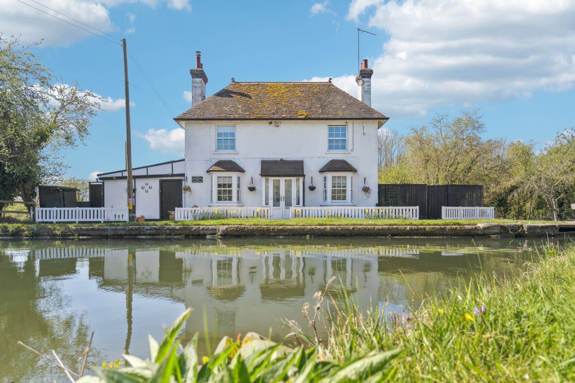Bulbourne -  Canal Side, Image 34