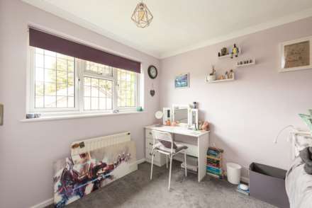 Nursery Gardens, Tring, Image 10