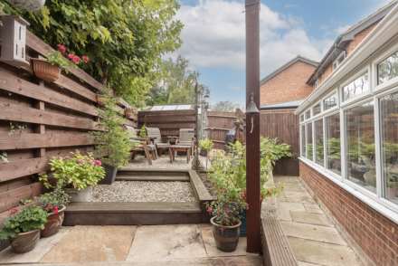 Nursery Gardens, Tring, Image 17