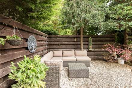 Nursery Gardens, Tring, Image 19