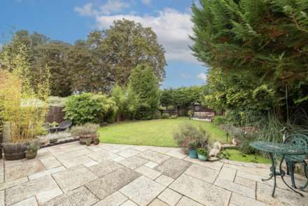 Nursery Gardens, Tring, Image 2