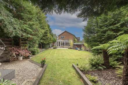 Nursery Gardens, Tring, Image 20