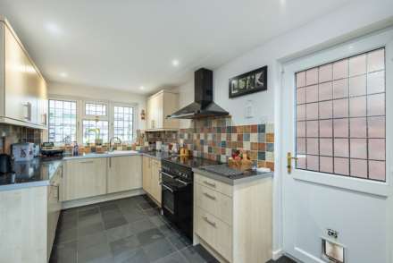 Nursery Gardens, Tring, Image 9
