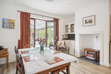 Station Road, Tring, Image 12