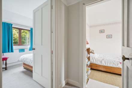 Station Road, Tring, Image 22