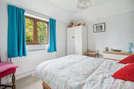 Station Road, Tring, Image 24